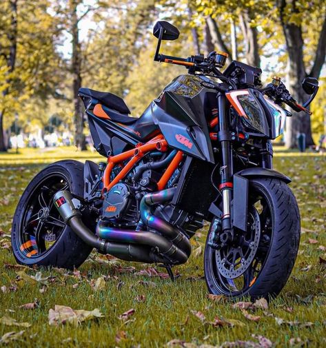 Ktm Duke 1290 Wallpaper, Ktm Super Duke, Super Duke, Ktm Motorcycles, Decent Wallpapers, Street Motorcycle, Bike Photography, Off Road Motorcycle, Bike Photo