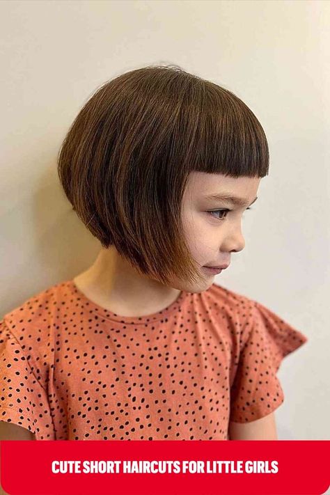 Cutest French Bob Cut for Girls with Short Hair and bangs Short Hair Cuts For Girls, Hair Cuts For Girls, Girls Pixie Cut, Short Bob Cut, Kinds Of Haircut, Chic Hairstyle, Bob Haircut Curly, French Bob, Girls Short Haircuts