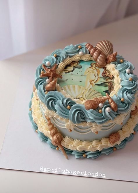 New Beginnings Cake Ideas, Mermaid Cake Aesthetic, Celestial Birthday Cake, Vintage Cake Aesthetic, Aquarius Cake, Leo Cake, Cakes Creative, Tårta Design, Ocean Cake