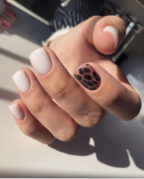 Kutek Disney, Cheetah Nails, Nagel Tips, Smink Inspiration, Minimal Nails, Casual Nails, Makijaż Smokey Eye, Minimalist Nails, Fire Nails