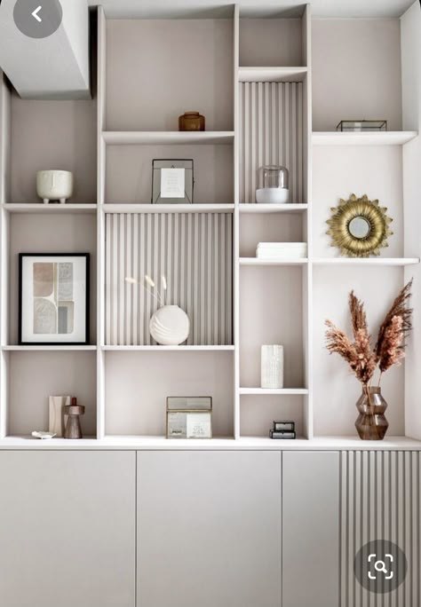 Storage In The Living Room, Bedroom Shelves Design, Bookshelves Interior Design, Living Shelves Ideas, Living Room Storage Wall With Doors, Decorative Storage Ideas, All White Interior House, Book Cabinet Design, Library In Living Room