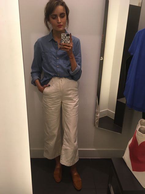 white wide leg cropped trousers @whatjosiedidnext White Cropped Trousers Outfit, Cropped Trousers Outfit, Cream Trousers, Spring Work, Trouser Outfit, Cord Trousers, Fizzy Drink, Work Chic, B Vitamins