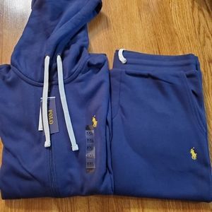 Polo Sweatsuit, Polo Sweat Suits, Polo Ralph Lauren Outfits, Athletic Clothes, Sweat Suit, Men's Hoodies, Ralph Lauren Outfits, Jogger Set, Mens Sweatshirts Hoodie