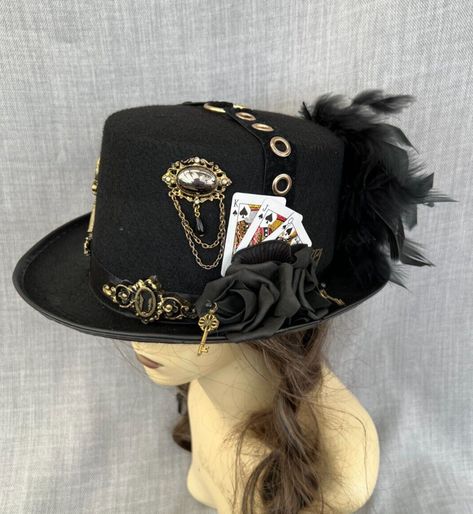 Top Hat Aesthetic, Clock Hat, Steampunk Fascinator, Fantasy Hat, Hat Feathers, Black Steampunk, Steampunk Top, Steampunk Top Hat, Hat Aesthetic