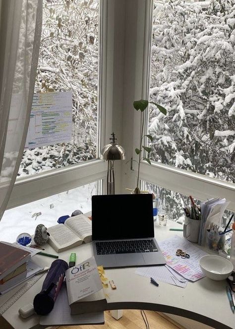 Study Motivation Inspiration, Study Space, Studying Inspo, Study Inspiration, School Motivation, Winter Aesthetic, Dream Rooms, My New Room, Winter Time