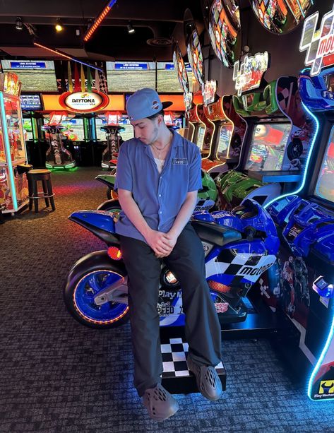 Arcade Mens Fashion Outfit Insta Pose Arcade Date Outfit, Arcade Date, Date Outfit, Fall Fits, Instagram Ideas, Guy Pictures, Date Outfits, Fashion Outfit, Mens Clothing Styles