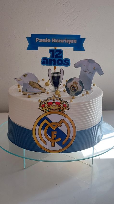 Tarta Real Madrid, Madrid Cake, Real Madrid Cake, Inter Miami, Layer Cake, Cristiano Ronaldo, Real Madrid, Ronaldo, Cake Topper