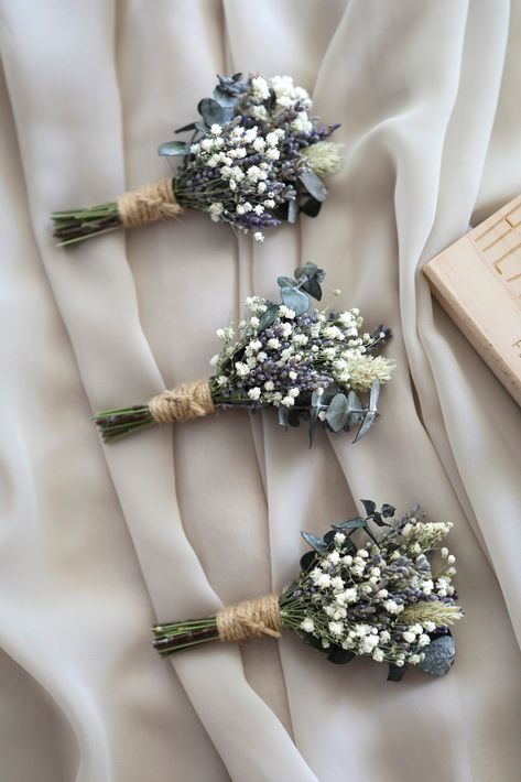 Bouquet For Sage Wedding, Sage Wedding Bouquet Brides, Sage And Pine Green Wedding, Sage Green And Burlap Wedding, Simply Wedding Bouquets, Sage Green Vintage Wedding, Sage Green And Blue Wedding Flowers, Inexpensive Wedding Bouquet, Rustic Classy Wedding Decor