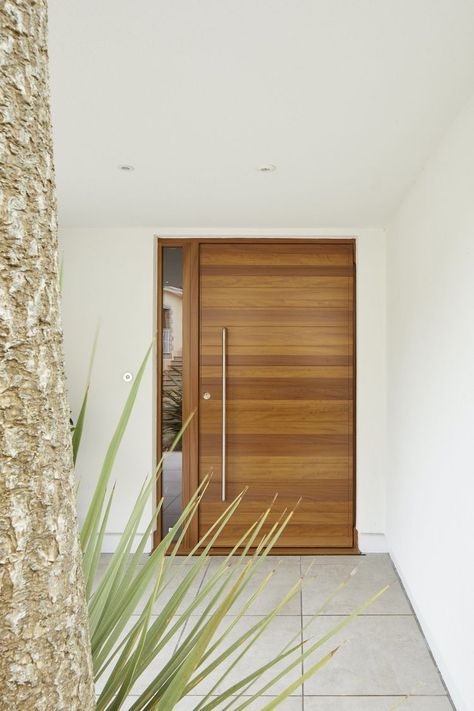 Modern Entrance Door, Modern Exterior Doors, Main Entrance Door Design, Contemporary Front Doors, Door Picture, Modern Entrance, Modern Front Door, Entrance Door Design, Door Inspiration