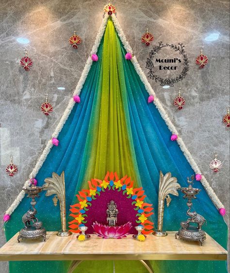 Follow Mouni’s Decor (@mounis_decor) #ganeshchaturthi2022 #ganeshchaturthi #ganeshchaturthidecorations #ganeshchaturthipooja #ganeshpooja #ganeshdecoration #ganeshdecorationideasforhome #jaibologaneshmaharajkijai #ganapatibappamorya #lordganesha #ganesh #ganesha #vinayakachavithi #vinayakachavithispecial #indianfestival #festival #festivalseason #poojaathome #diydecor #easydecor #simpledecoration #decoration #decor Ganesh Charthuthi Decoration, Vinayaka Decoration Ideas, Ganesh Background Decoration, Ganapathi Background, Vinayaka Chavithi Decoration At Home Simple, Simple Ganesha Decoration Ideas, Ganesha Festival Decoration, Simple Ganpati Decoration, Ganapati Decorations