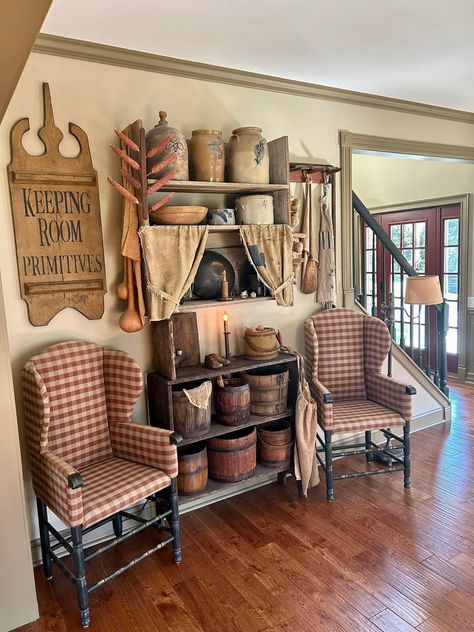 Primitive Homes Interiors, Primitive Bedroom Ideas, Primitive Home Decorating, My Sweet Home, Primitive Bedroom, Primitive Living Room, Primitive House, Primative Decor, Primitive Kitchen Decor