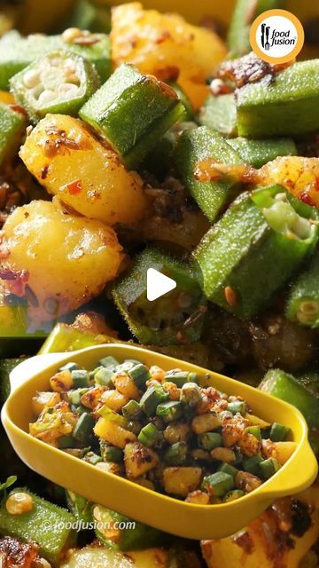 Aloo Bhindi Recipe, Masala Aloo Recipe, Bhindi Masala Recipe, Masala Aloo, Bhindi Recipe, Lal Mirch, Aloo Recipes, Chicken Biryani Recipe, Food Fusion