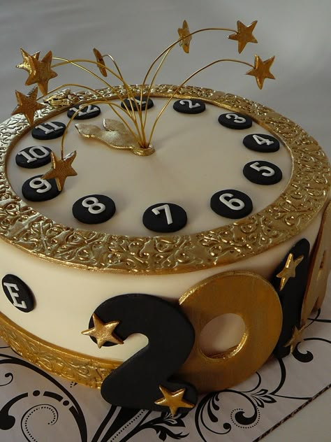 New Year Cakes Ideas, New Year Eve Cake, 12 Cake, New Year Cake 2023, Cake For New Year, Cake New Year, New Years Birthday Cake, New Year Cake Ideas, Cake Designs New Year