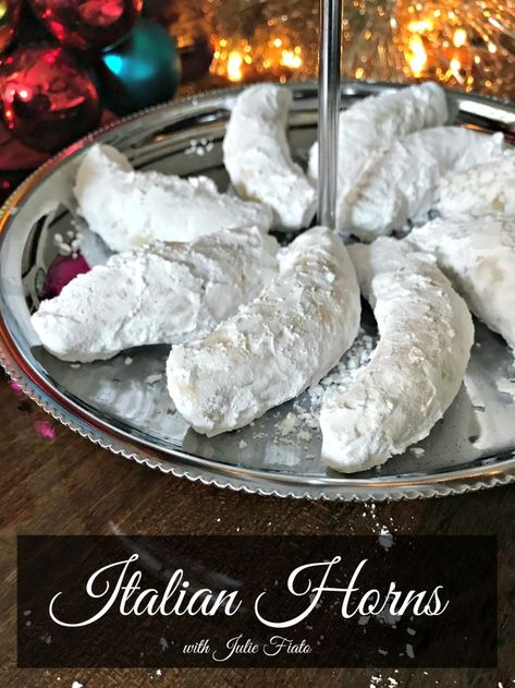 This vintage authentic Italian Horn Cookie Recipe will be your favorite Christmas cookie after you try them!  The dough is soft, fluffy, and filling is sweet! Easy Cannoli Recipe, Cannoli Recipe Easy, Easy Cannoli, Italian Christmas Cookie Recipes, Peanut Butter Cookie Bars, Italian Christmas Recipes, Traditional Christmas Cookies, Cannoli Recipe, White Chocolate Cranberry Cookies