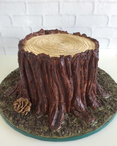 Artist Takes Inspiration From Nature To Make Her Cakes Tree Stump Cake, Nature Cake, Mushroom Cake, Realistic Cakes, Woodland Cake, Log Cake, Gateaux Cake, Wooden Cake, Tree Cakes