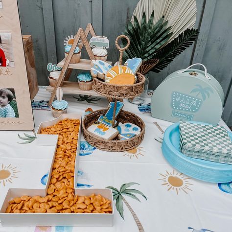 The Big One 1st Birthday party today 🌊🏄🏼‍♂️🌞✨ Smash cake and cookies by Bake Someone Happy. 😋 Little Tikes car makeover and custom surfboards by my brother and Krupted Rides 🏄🏼‍♂️😎✨ Baby Souvenir Ideas Boys, The Big One Birthday Decorations, The Big One 1st Birthday Party, A Big One Birthday, The Big One Dessert Table, The Big One Cake Smash, The Big One Surf Birthday Food, The Big One Cookies, The Big One Birthday Cake