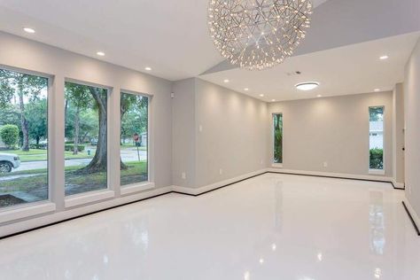 Apoxy House Floor White, White Epoxy Floor Basement, Epoxy Home Floors, White Epoxy Floors In Home, Epoxy Floor White, White Flooring Ideas, Epoxy Basement Floor Ideas, White Epoxy Floor, Epoxy Floors In Home