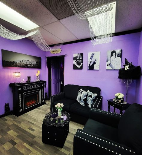 Purple Salon Ideas, Purple Walls Black Trim, Purple Lash Room Decor, Purple Nail Tech Room, Purple Nail Room Ideas, Purple Hair Salon Decor Ideas, Purple Beauty Room, Goth Tattoo Studio, Gothic Salon Suite