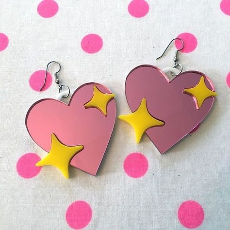 Emoji Earrings, Heart Emoji, Funky Earrings, Earring Wires, Circle Earrings Studs, Acrylic Jewellery, Laser Cut Acrylic, Plastic Jewelry, Acrylic Plastic