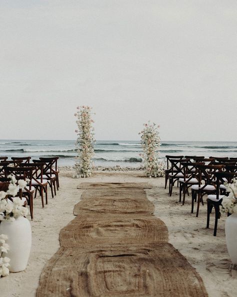 Discover how spectacular total white decoration can look in our paradise. 🤍🌸✨ Swipe and double tap 👉👉💟💟 Come and be captivated by the charm of Blue Venado! 💖 Photos: @andregouinphoto Deco: @styleme.events Venue: @bluevenado.venues / Seaside Coordinator: @yara.bvweddings . . . #eventdecor #flowers #weddings #weddingideas #weddingdecor #weddinginspo #weddingstyle #weddingdecoration #weddingphotographer #weddingdress #eventplanner #weddingdesign #weddingflowers #groom #bride #bridetobe #weddin... Wedding Venue Ideas Beach, Beach Wedding Aesthetic, Beach Wedding Pics, Beach Wedding Venues, Beach Wedding Ceremony, White Decoration, Total White, Wedding Venues Beach, Wedding Beach Ceremony