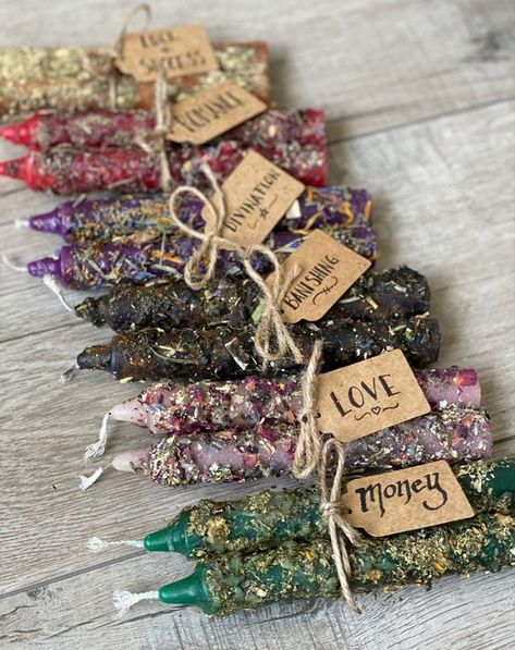 Witchcraft Gifts Ideas, Homemade Witchy Gifts, Diy Witch Gifts, Witchy Workshop, Witchcraft Shop, Spiritual Shop, Velas Candles, Witchy Gifts, Candle Crafts Diy