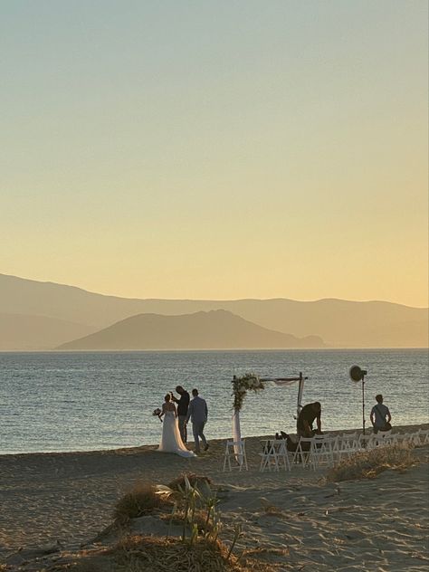 Beach Wedding Aesthetic Sunset, Mamamia Wedding, Greek Wedding Aesthetic, Mamma Mia Wedding Aesthetic, Mama Mia Wedding Aesthetic, Greece Wedding Aesthetic, Mama Mia Wedding, Mamma Mia Wedding, Aesthetic Beach Sunset