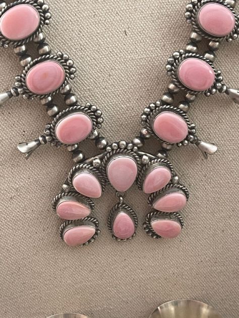 This is a Native American signed pink conch squash blossom available in our group. Pink Conch Shell Jewelry, Pink Conch Jewelry, Pink Turquoise Jewelry, Pink Western Jewelry, Pink Jewerly, Jewelry Goals, Native American Projects, Santa Fe Jewelry, Chunky Silver Jewellery