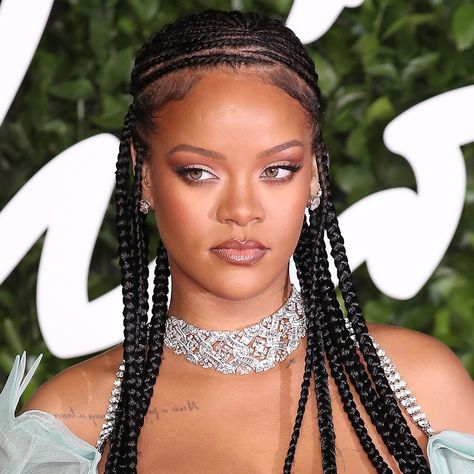 Fulani Braids Rihanna, Rhianna Braids Hairstyles, Rihanna Braids Hairstyles, Rihanna Braids, Extension Styles, Braiding Hairstyles, Rihanna Hairstyles, Summer Braids, Braided Styles