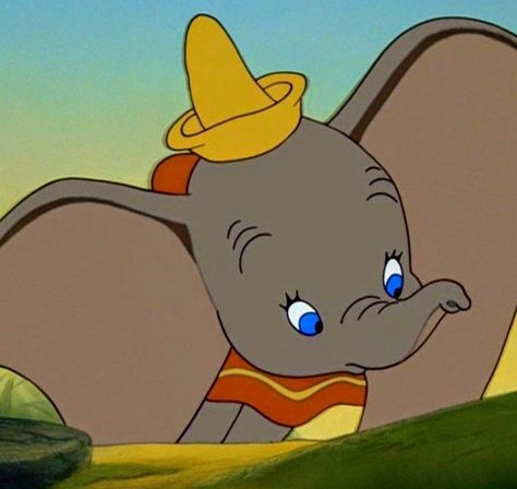 Dumbo 1941, Baby Mine, Close To My Heart, Drawing Ideas, Disney World, Pikachu, Dreaming Of You, Disney, Drawings