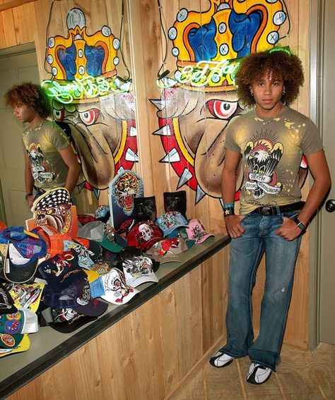 Ed Hardy Early 2000s, Early 2000s Boys Fashion, Early 2010s Fashion Men, 2000s Ed Hardy, Ed Hardy Outfit Men, Ed Hardy Men, Ed Hardy 2000s, Early 2000s Fashion Men, 2000s Mens Fashion