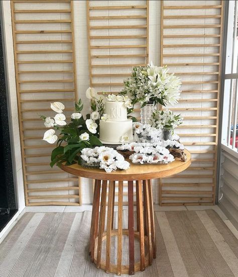 Wedding Cake Table, Simple Wedding Cake, Mini Table, Minimal Decor, Civil Wedding, White Bouquet, Cake Table, Wedding Time, Just Married