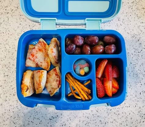 Toddler Lunches Bentgo, 2nd Grade Lunch Ideas, Bento Box Lunch For Kids Picky Eaters, School Lunch Ideas For Kids Kindergarten, Bentgo Kids Lunch Ideas Kindergarten, Kindergarten Lunch Ideas Picky Eater, Prek Lunchbox Ideas, Pre K Lunch Box Ideas, Boat Lunches