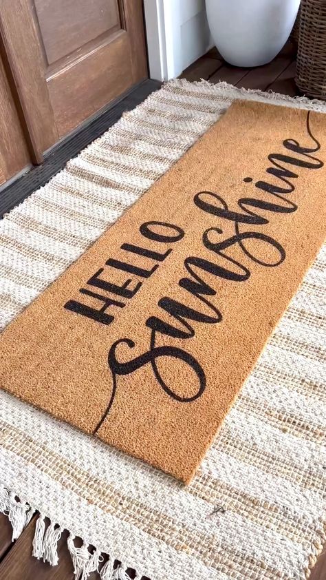 Patio Door Mat, Backyard Door Mat, Front Door Mats Outdoor, Back Door Mat Ideas, Outdoor Rug Under Door Mat, Large Door Mat, Outdoor Front Door Mat, Summer Doormat Ideas, Front Door Summer Decor Ideas