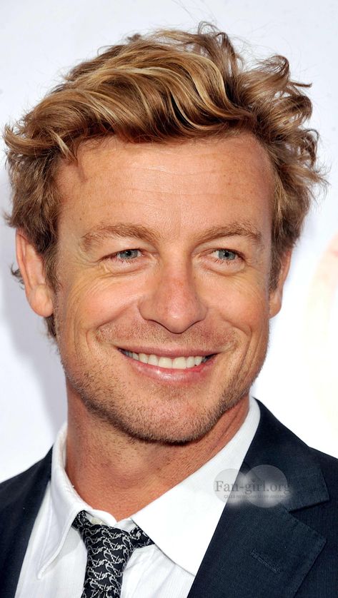 "The Mentalist" - Simon Baker played 'Patrick Jane', a CBI Consultant. Simon Baker Hair, Patrick Jane, Love Simon, Robin Tunney, Australian Actors, Simon Baker, The Mentalist, The Perfect Guy, Handsome Actors