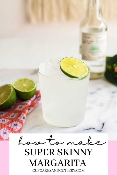 Try this Super Skinny Margarita recipe! If you love a skinny marg, you will want to try this 3 ingredient Super Skinny Margarita. With fresh lime and Casamigos Blanco tequila, this simple tequila cocktail is perfect for summer! House Margarita Recipe, Marg Recipe, Easy Margarita Recipe, Ranch Water, Tequila Recipe, Flavored Margaritas, Easy Margarita, Tequila Cocktail, Best Tequila