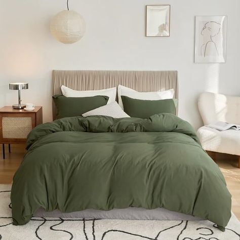 Green Sheets Beige Comforter, Bed Rooms Design Modern Luxury, Sage Greeen Bedding, Green Bedding Astehtic, Olive Greeb Bedding, Green Comforter Bedroom, Solid Bedding, Grey Bed Sheets, King Size Comforter