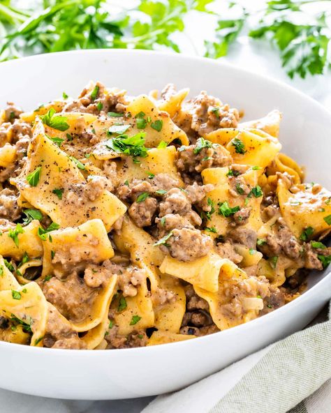 One Pot Beef Stroganoff One Pan Beef Stroganoff, One Pot Beef Stroganoff, Slow Cooker Beef Stroganoff Recipe, Stroganoff Recipes, Best Ground Beef Recipes, Shrimp Enchiladas, Beef Stroganoff Recipe, Beef Stroganoff Easy, Slow Cooker Beef Stroganoff