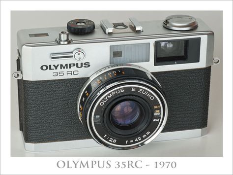 OLYMPUS 35RC 1970 - 1 Olympus 35rc, Analog Camera, Classic Camera, Master Piece, Dark Places, Photography Camera, Vintage Cameras, Vintage Photography, Happy Friday