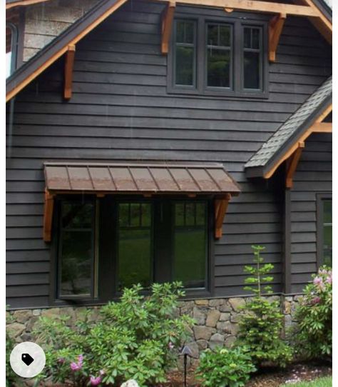 House Siding Ideas Exterior, Cedar Clapboard Siding, Cedar Siding Exterior, Wood Siding House, House Siding Ideas, Cottage Exterior Colors, Outdoor Siding, Exterior Siding Options, Small Lake Houses