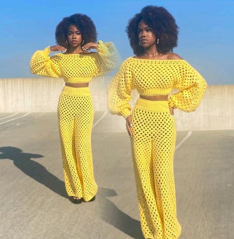 Crochet Pants And Top Set, Crochet Two Piece Set Pattern, 2 Piece Crochet Outfit, Crochet Two Piece Set, Two Piece Crochet Outfit, Crochet Two Piece Outfit, Crochet Pant, Crochet Dress Outfits, Crochet Jumpsuit