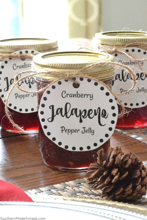 Cranberry Jalapeño Jelly, Hot Pepper Cranberry Jam, Diy Pepper Jelly, Cranberry Pepper Jelly Recipe Canning, Cranberry Pepper Jam, Cranberry Jalapeño Jam, Cranberry Hot Pepper Jelly, Cranberry Pepper Jelly, Cranberry Jelly Recipe Canned