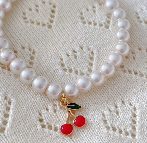 Cherry Bracelet, Diy Mask, Beads Bracelet, Boy Baby, Baby Boy Shower, Pearl Bracelet, Shower Ideas, Sprinkles, Things To Do