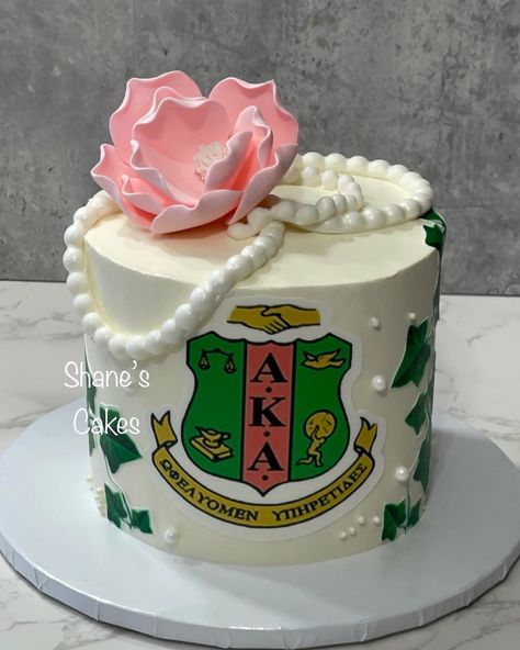 Aka Themed Cake, Aka Cake Alpha Kappa Alpha, Aka Sorority Cake Ideas, Alpha Kappa Alpha Cake, Aka Cake Ideas, Aka Themed Party, Aka Party Ideas, Aka Birthday Wishes, Sorority Party