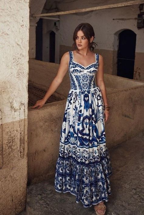 Portuguese Clothing, Cute Spring Outfits, Lucy Hale, Spring Fashion Trends, Pinterest Outfits, Looks Chic, Spring Outfits Casual, Dream Dress, Look Fashion