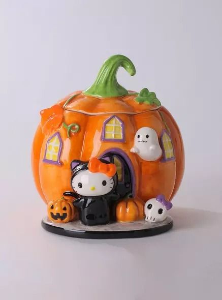 Hello Kitty Pumpkin House Candy Dish, Pumpkin Shaped Cookies, Kitty Pumpkin, Hello Kitty Pumpkin, Hello Kitty Decorations, Spooky Halloween Costumes, Hello Kitty Kitchen, Spooky Candy, Orange Color Schemes, Hello Kitty Dress