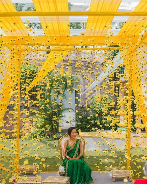 Haldi Ceremony Decorations, Hindu Weddings, Bride Stuff, Mehendi Decor Ideas, Mehendi Decor, Wedding Background Decoration, Wedding Entrance Decor, Wedding Playlist, Mandap Decor