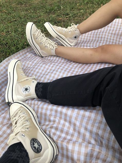 Kim Jones Converse Outfit, Cute Matching Shoes For Couples, Matching Couple Shoes, Couples Converse, Matching Shoes For Couples, Field Party, Loren Hale, Addicted Calloway Series, The Bodyguard