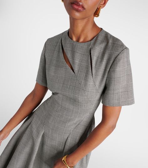 Prince of Wales checked wool maxi dress in grey - Alexander Mc Queen | Mytheresa Prince Of Wales Check, Gathered Maxi Dress, Alexander Mcqueen Clothing, Grey Maxi Dress, Black Evening Dresses, Bustier Dress, Maxi Dress Evening, Oversized Coat, Prince Of Wales