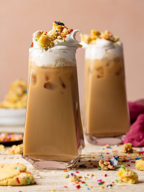 Iced Sugar Cookie Latte, Boozy Eggnog, Sugar Cookie Latte, Homemade Coffee Drinks, Eggnog Latte, Boozy Milkshake, Cinnamon Sugar Cookies, Desserts In A Glass, Homemade Sugar Cookies