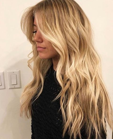 Start The New Year With The Buttercream Blonde Hair Color Trend Lived In Golden Blonde Hair, Buttercream Hair Color, Buttercream Blonde Balayage, Light Gold Blonde Hair, Easy To Maintain Blonde, Yellow Blonde Highlights, Light Warm Blonde Hair, Buttercream Blonde Hair, Gold Blonde Balayage